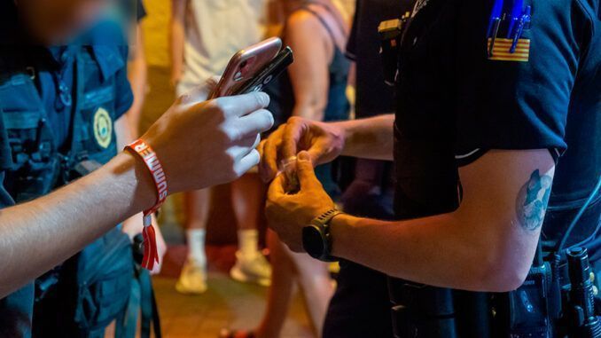 El incivismo de los turistas crece y eleva las cifras de criminalidad en Lloret