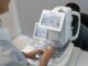 Qué es la presión intraocular y cómo se utiliza un tonómetro para medirla