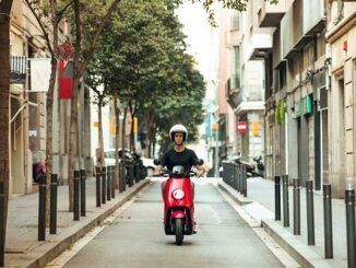 Consejos para conducir nuestra moto por una ciudad