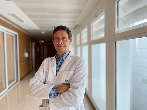 El anestesiólogo de Quirónsalud Infanta Luisa Domingo Ventura, entre los 50 mejores médicos de España, según Top Doctors